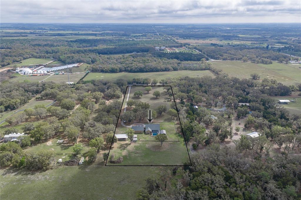 Image 3 of property listing at 15131 BELLAMY BROTHERS BOULEVARD, Dade City, FL 33525