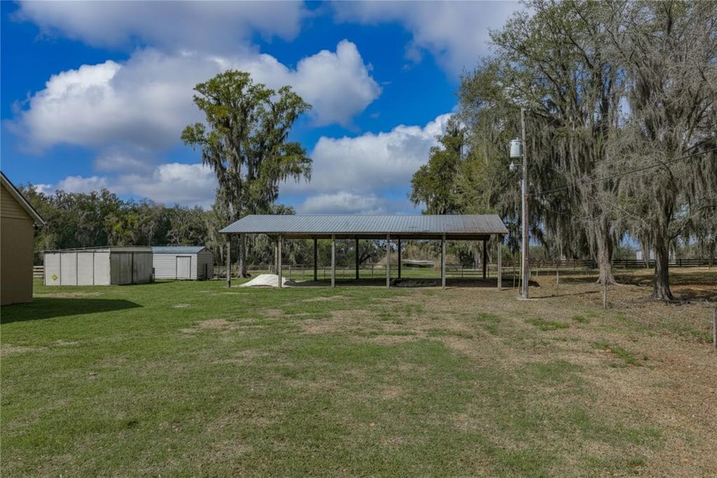 Image 80 of property listing at 15131 BELLAMY BROTHERS BOULEVARD, Dade City, FL 33525