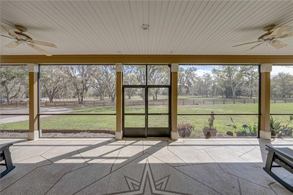 Image 10 of property listing at 15131 BELLAMY BROTHERS BOULEVARD, Dade City, FL 33525