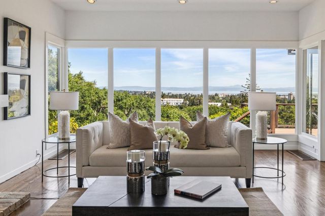 720 Endfield Way, Hillsborough, CA 94010