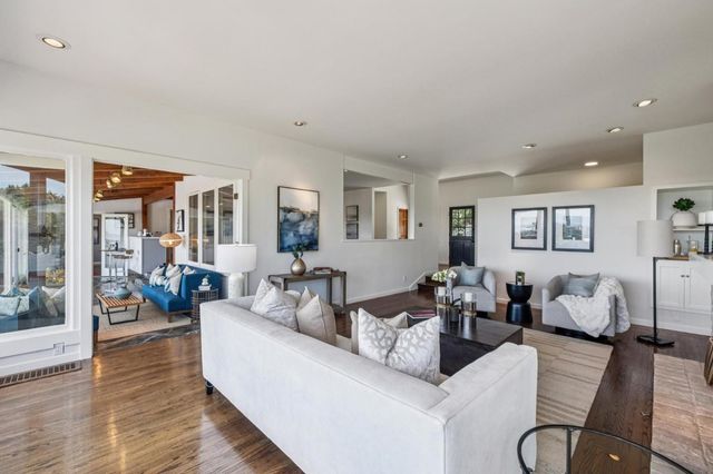 720 Endfield Way, Hillsborough, CA 94010