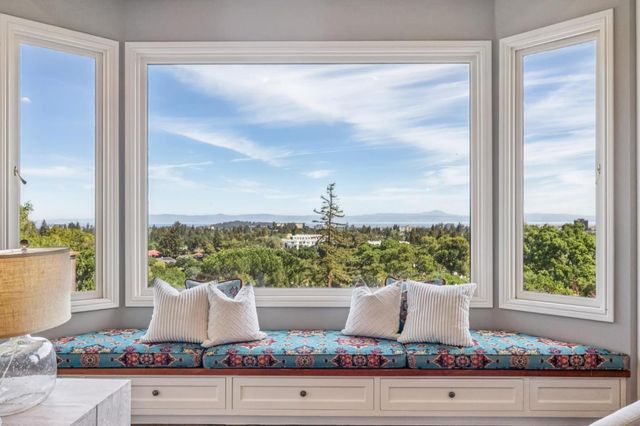 720 Endfield Way, Hillsborough, CA 94010