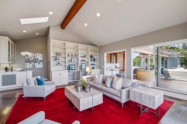 720 Endfield Way, Hillsborough, CA 94010