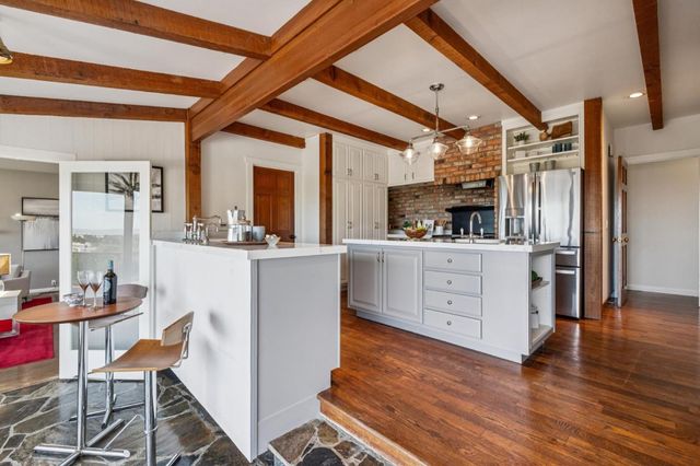 720 Endfield Way, Hillsborough, CA 94010