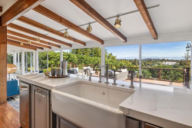 720 Endfield Way, Hillsborough, CA 94010