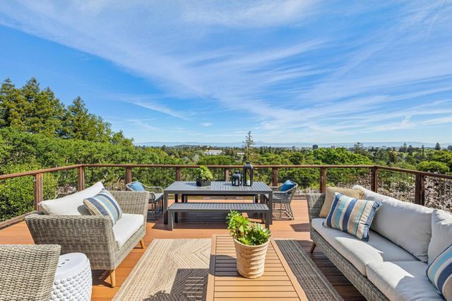 720 Endfield Way, Hillsborough, CA 94010