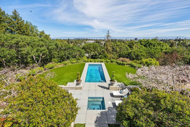 720 Endfield Way, Hillsborough, CA 94010