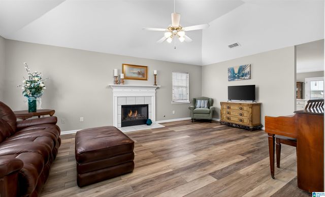 116 STONE HILL CIRCLE, Pelham, AL 35124