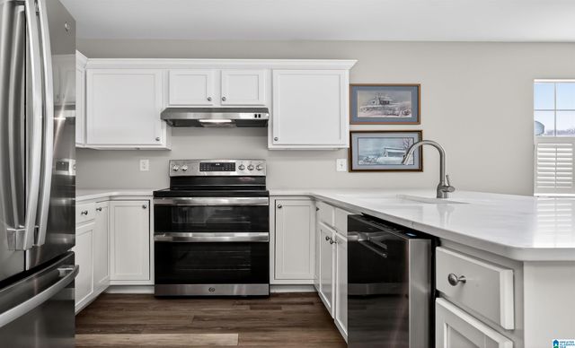 116 STONE HILL CIRCLE, Pelham, AL 35124