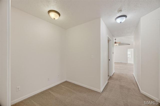 21062 Larson Road, Waynesville, MO 65583