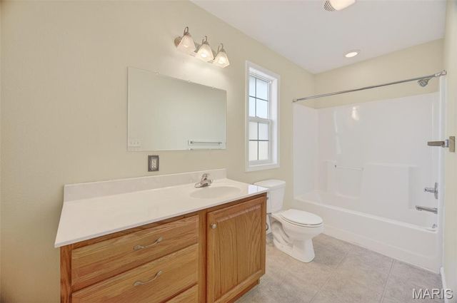 21062 Larson Road, Waynesville, MO 65583