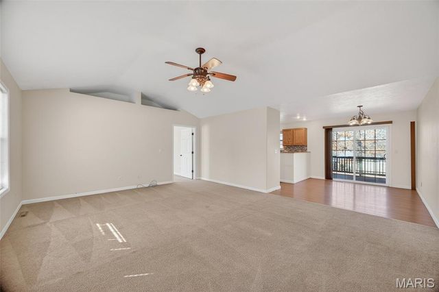 21062 Larson Road, Waynesville, MO 65583