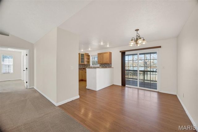 21062 Larson Road, Waynesville, MO 65583