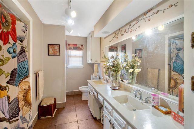 121 S Imperial Drive, Denison, TX 75020