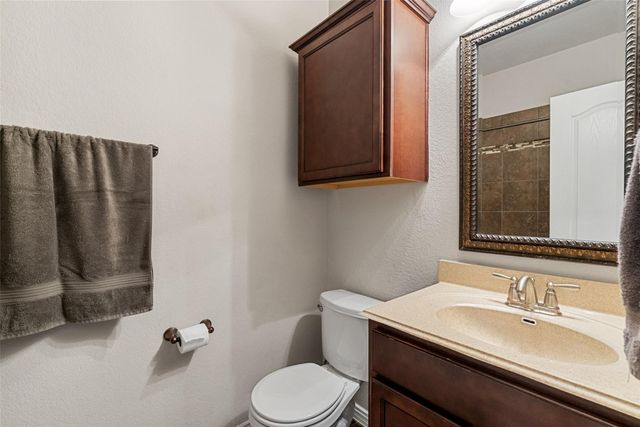 535 Oyster CRK, Buda, TX 78610