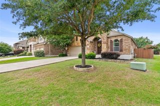 535 Oyster CRK, Buda, TX 78610
