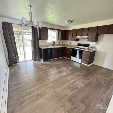 2691 N Camden Ave., Boise, ID 83704