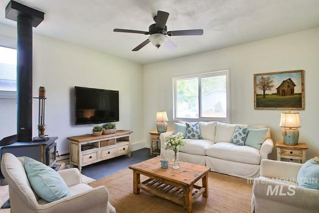 2691 N Camden Ave., Boise, ID 83704