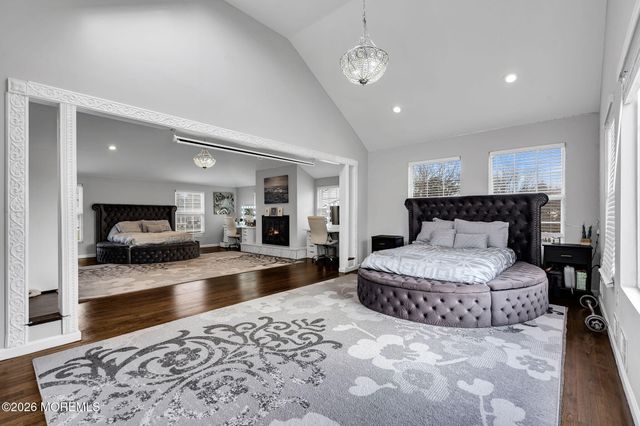 21 Julies Way, Howell, NJ 07731