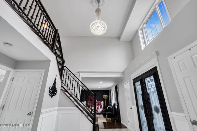 21 Julies Way, Howell, NJ 07731