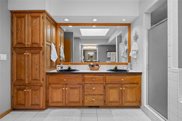 1 Croglin Lane, Bella Vista, AR 72714