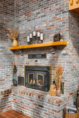 1 Croglin Lane, Bella Vista, AR 72714