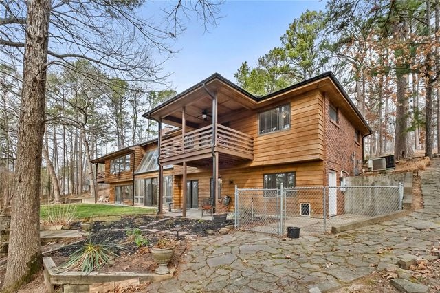 1 Croglin Lane, Bella Vista, AR 72714