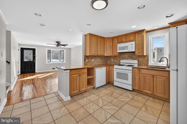 2293 PRINCETON PIKE, Trenton, NJ 08648