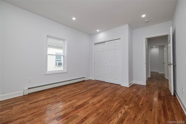 171 S Brookside Avenue, Freeport, NY 11520