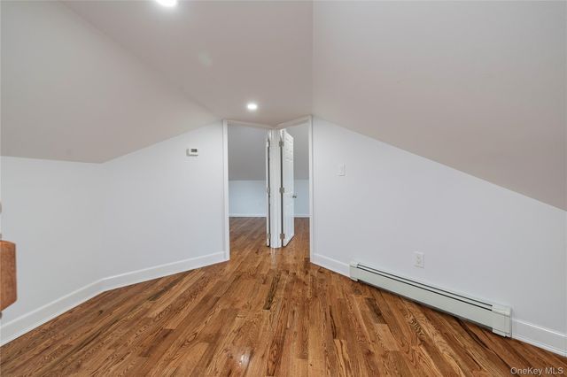 171 S Brookside Avenue, Freeport, NY 11520