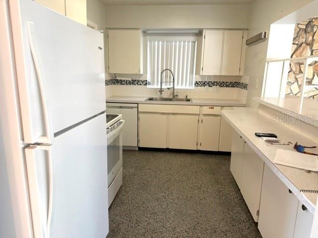 3933 58TH LANE N, St Petersburg, FL 33709