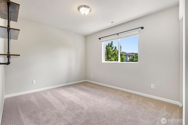 7003 226th Avenue Ct E, Buckley, WA 98321