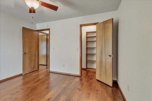 7918 Harvest Hills Road, Oklahoma City, OK 73132