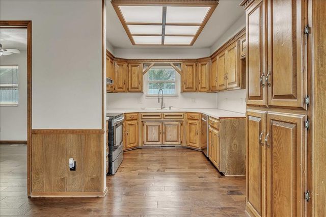 7918 Harvest Hills Road, Oklahoma City, OK 73132