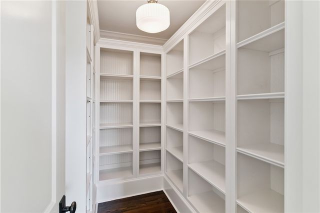 412 Yacht Club Lane, St Simons Island, GA 31522