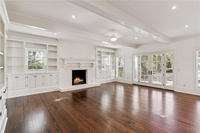 412 Yacht Club Lane, St Simons Island, GA 31522