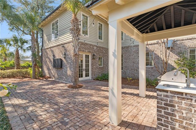 412 Yacht Club Lane, St Simons Island, GA 31522