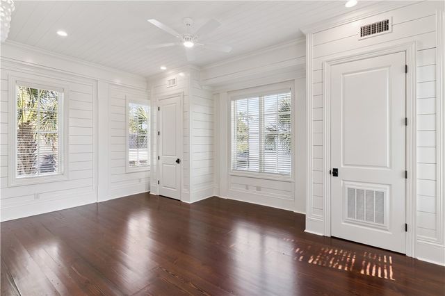 412 Yacht Club Lane, St Simons Island, GA 31522