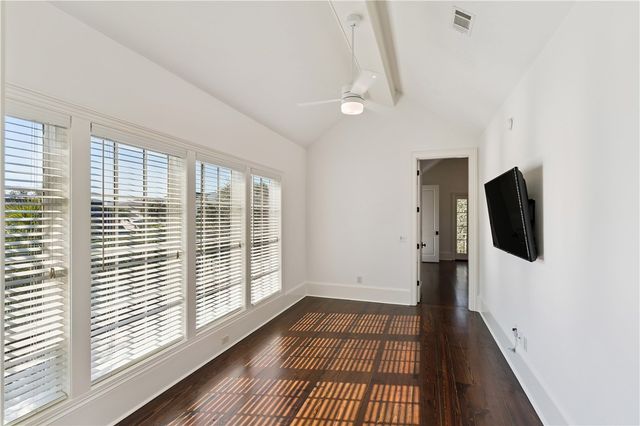 412 Yacht Club Lane, St Simons Island, GA 31522