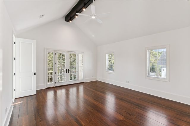 412 Yacht Club Lane, St Simons Island, GA 31522