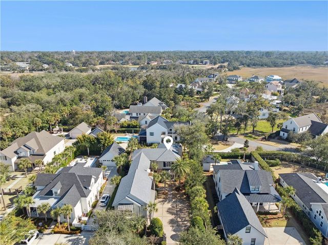 412 Yacht Club Lane, St Simons Island, GA 31522