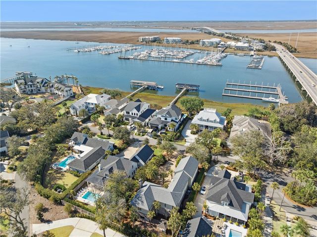 412 Yacht Club Lane, St Simons Island, GA 31522