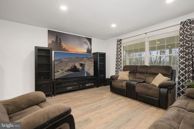 150 MODENA RD, Coatesville, PA 19320