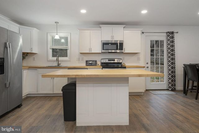 150 MODENA RD, Coatesville, PA 19320