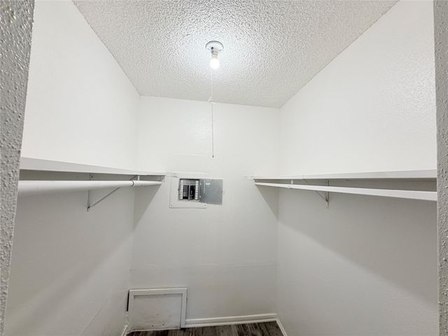 9461 Pagewood Lane, Houston, TX 77063