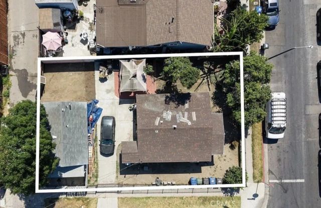 1161 W 67 street, Los Angeles, CA 90044