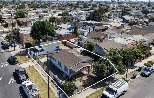 1161 W 67 street, Los Angeles, CA 90044