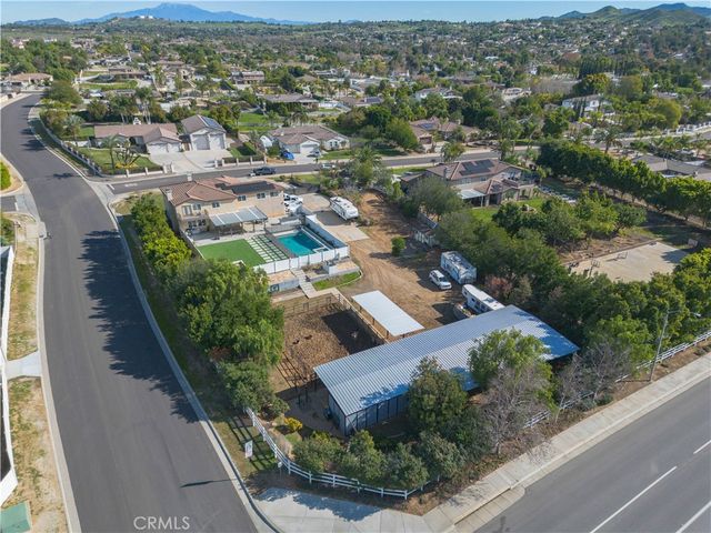 17797 Canyonwood Drive, Riverside, CA 92504