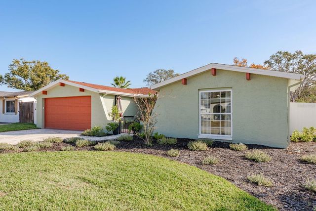 9110 RAINBOW LANE, Port Richey, FL 34668