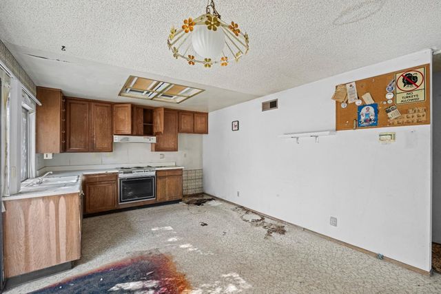 890 Tallman Court, San Jose, CA 95123